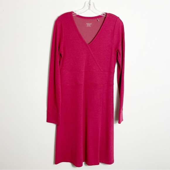 Toad&Co Dresses & Skirts - Toad&Co Medium Pink Bellflower Long Sleeve Athleisure Dress V-Neck Medium